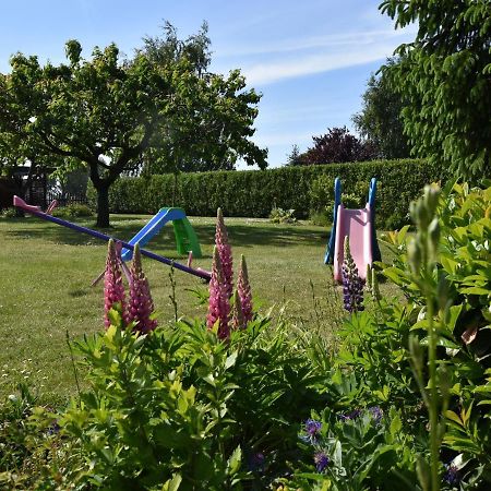 Apartment In Robertsdorf With Garden, Terrace, Barbecue Blowatz ภายนอก รูปภาพ