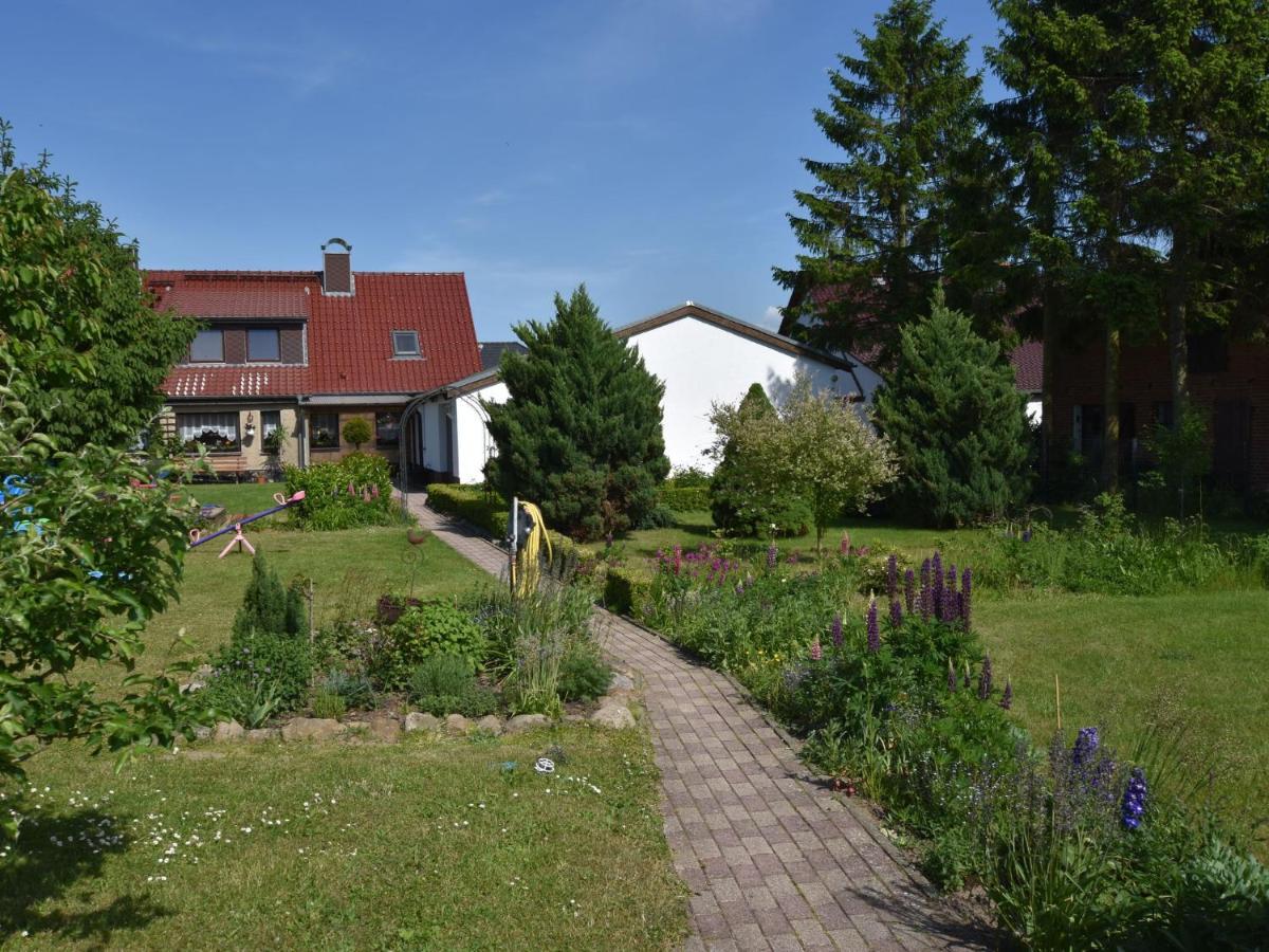 Apartment In Robertsdorf With Garden, Terrace, Barbecue Blowatz ภายนอก รูปภาพ